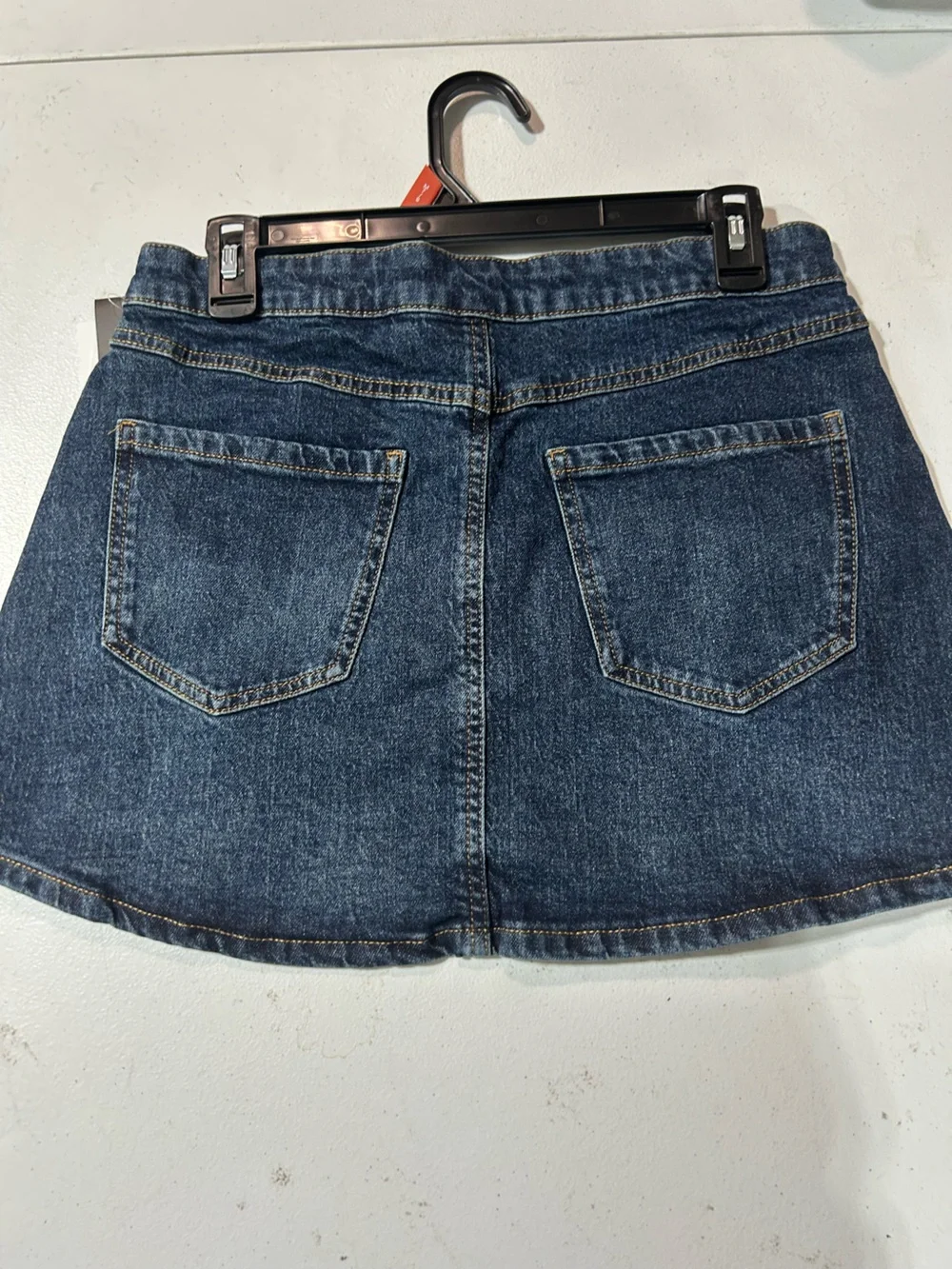 Celebrity Pink Dark Blue Denim Pleated Mini Skirt with Front Pockets size M NWT